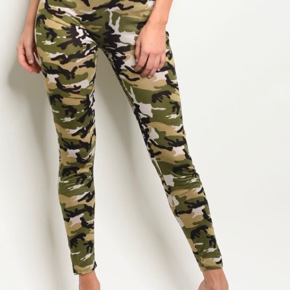 LAST3️⃣//CAMOUFLAGE JUMPSUIT - Picture 6 of 11